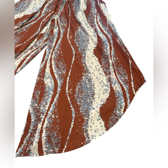 Bucket List Wide Leg Pant Size Large Cream Blue Brown Smocked Waistband Flowy - Picture 5 of 9